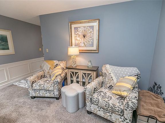 5th image of 7571 Southampton Dr