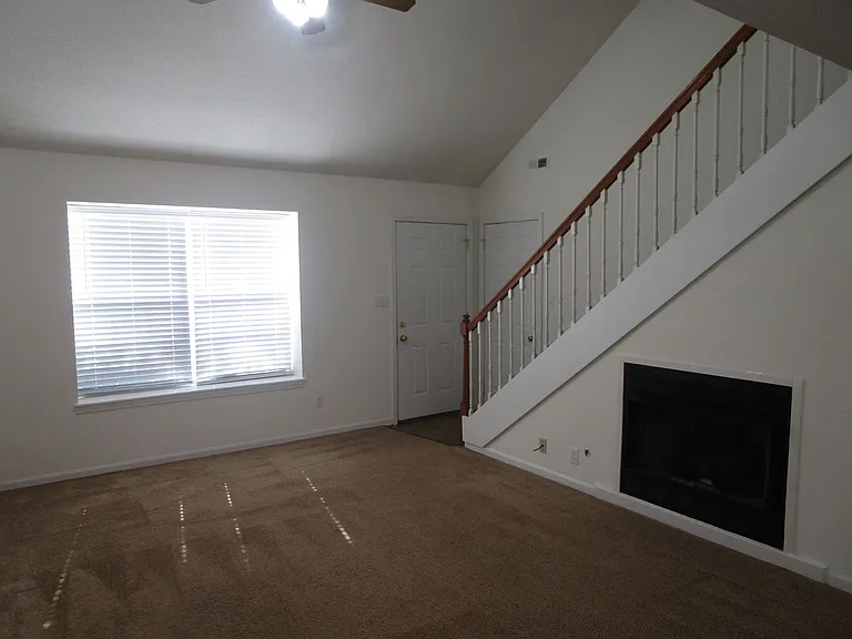 3505-3507 La Mesa Dr. — Photo 2