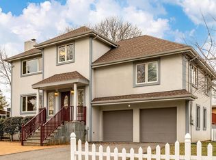 543 Saw Mill Brook Pkwy, Newton, MA 02459