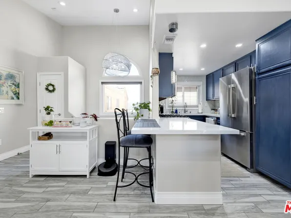 18802 Vista Del Canon Unit G, Santa Clarita, CA 91321