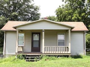 210 SE Elm St, Faucett, MO 64448
