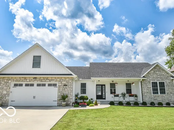 4172 S Purple Finch Dr, Bloomington, IN 47403