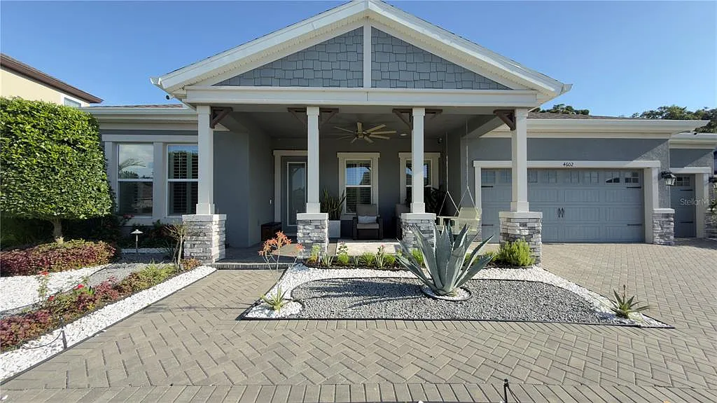4 bed, 3.0 bath, 3192 sqft, $5,900 — Photo 2