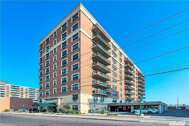 1st image of 26 W Broadway Blvd #804