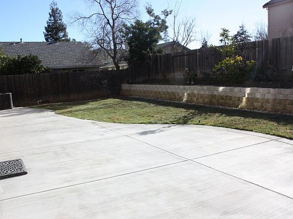 4th image of 133 Haman Ct