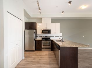 14960 102a Ave #406, Surrey, BC V3R 6A3