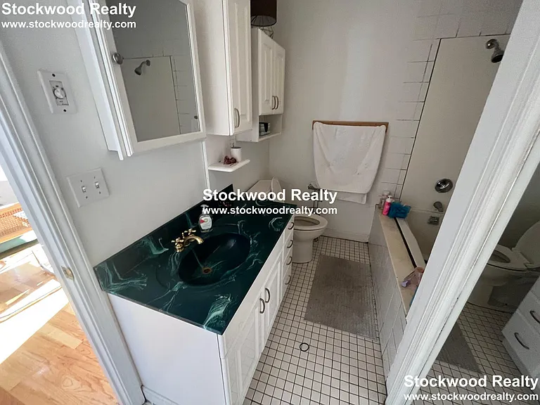 11 Gates St #2 — Photo 31