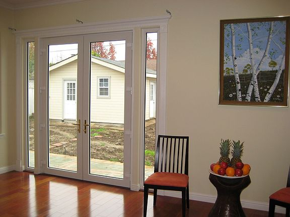 4th image of 1339 Pauline Dr