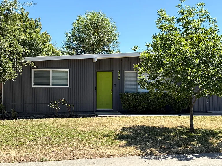 406 Scripps Dr — Photo 12