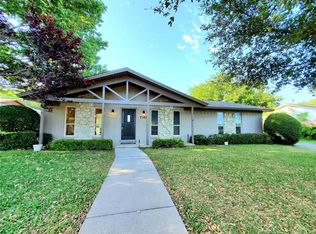 7501 Overhill Rd, Fort Worth, TX 76116
