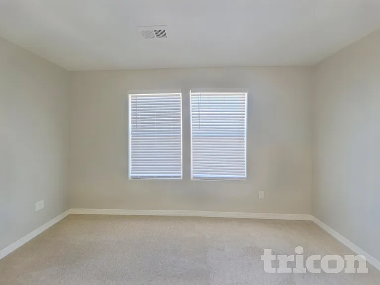 8965 Vanderwood Rd — Photo 11