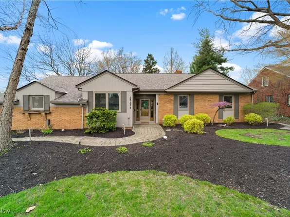 23224 Maybelle Dr, Westlake, OH 44145