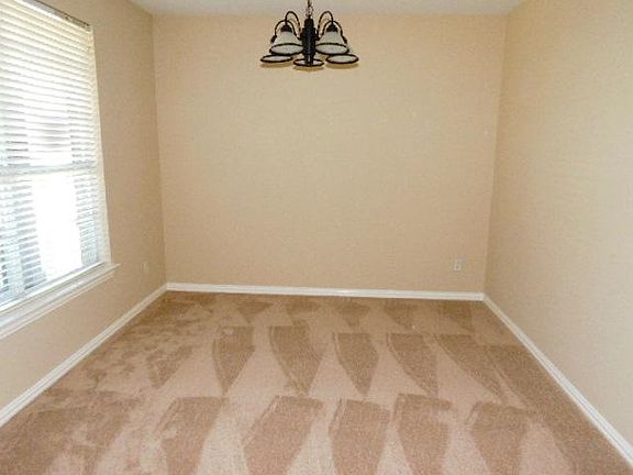 5th image of 4832 Kingfisher Ln