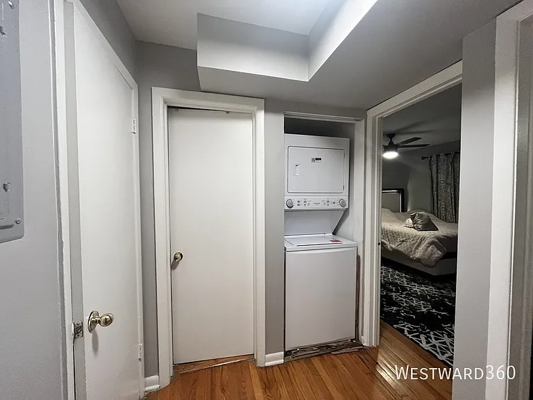1624 W Touhy Ave #1B — Photo 14
