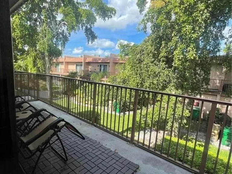 42 Madrid Ln #7-16 — Photo 6
