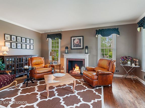 3rd image of 14391 W Wycombe Ct
