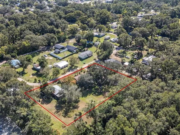 15217 Myrtle St, Dade City, FL 33523