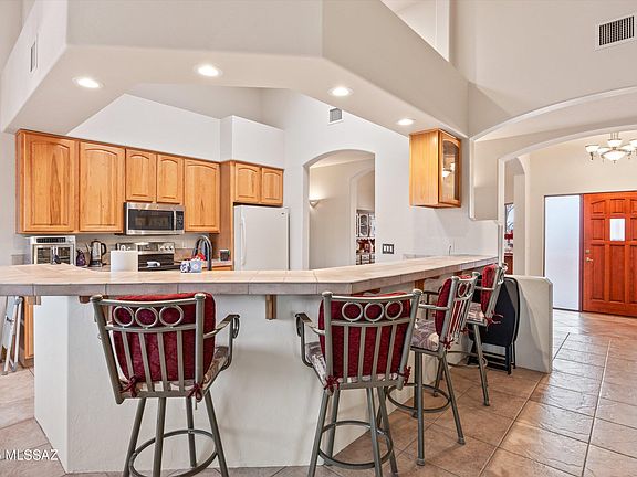 2nd image of 12000 E Camino Aurelia