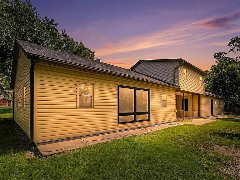 7359 E Lake Rd — Photo 36