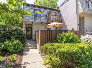 1656 Valencia Way, Reston, VA 20190