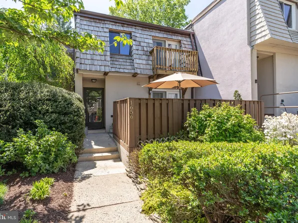 1656 Valencia Way, Reston, VA 20190