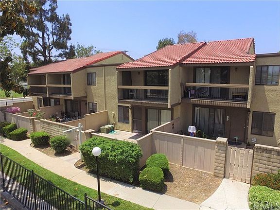 2nd image of 9286 Citrus Ave APT D