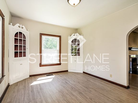 2nd image of 4266 Bowman Ave