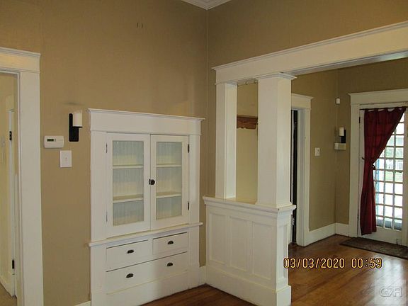 5th image of 2110 33rd St
