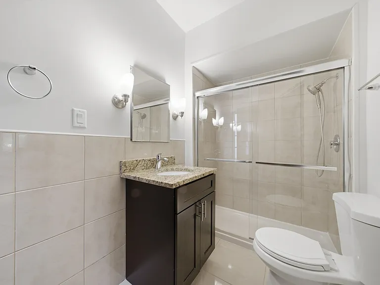 3248 Maple Ave #2S — Photo 11