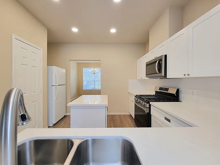 19338 Harvest Stream Way — Photo 13