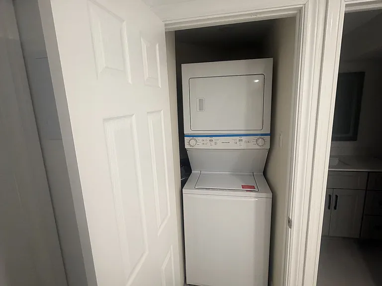76 Pembry Dr #BASEMENT — Photo 8