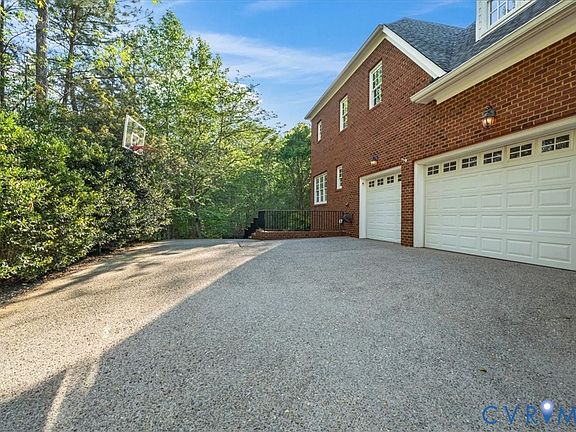 3rd image of 3308 Yarding Way