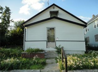 102 S Merrimac St, Pontiac, MI
