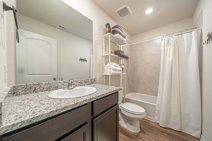 11922 Lake Parker — Photo 26