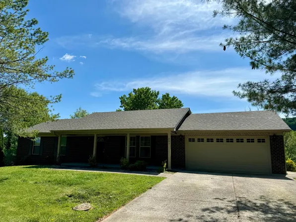 201 Pinecrest Ct, Berea, KY 40403