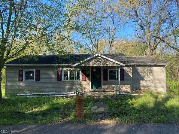 301 Woodland Ave, Dennison, OH 44621