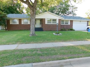 514 Countryside Rd, Junction City, KS 66441