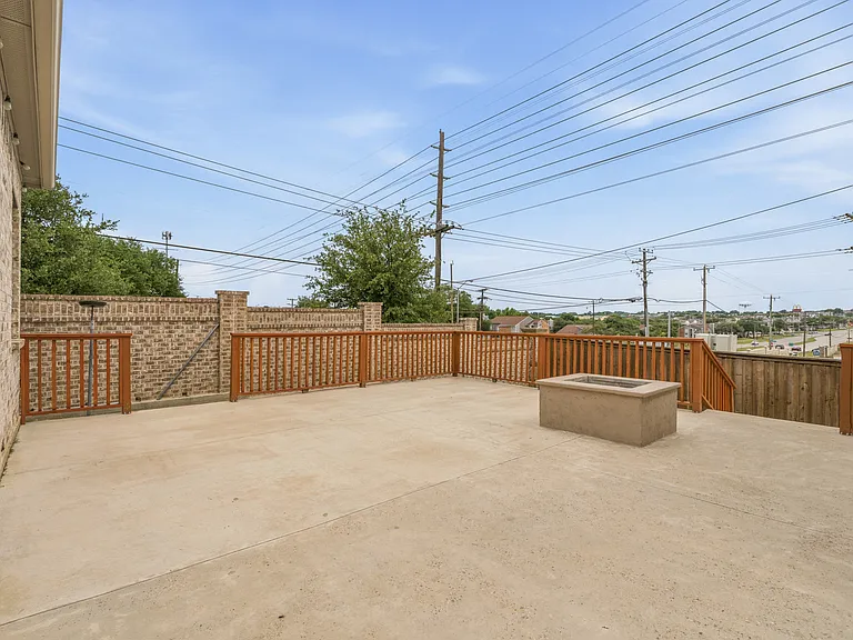 3404 Begonia Ln — Photo 9