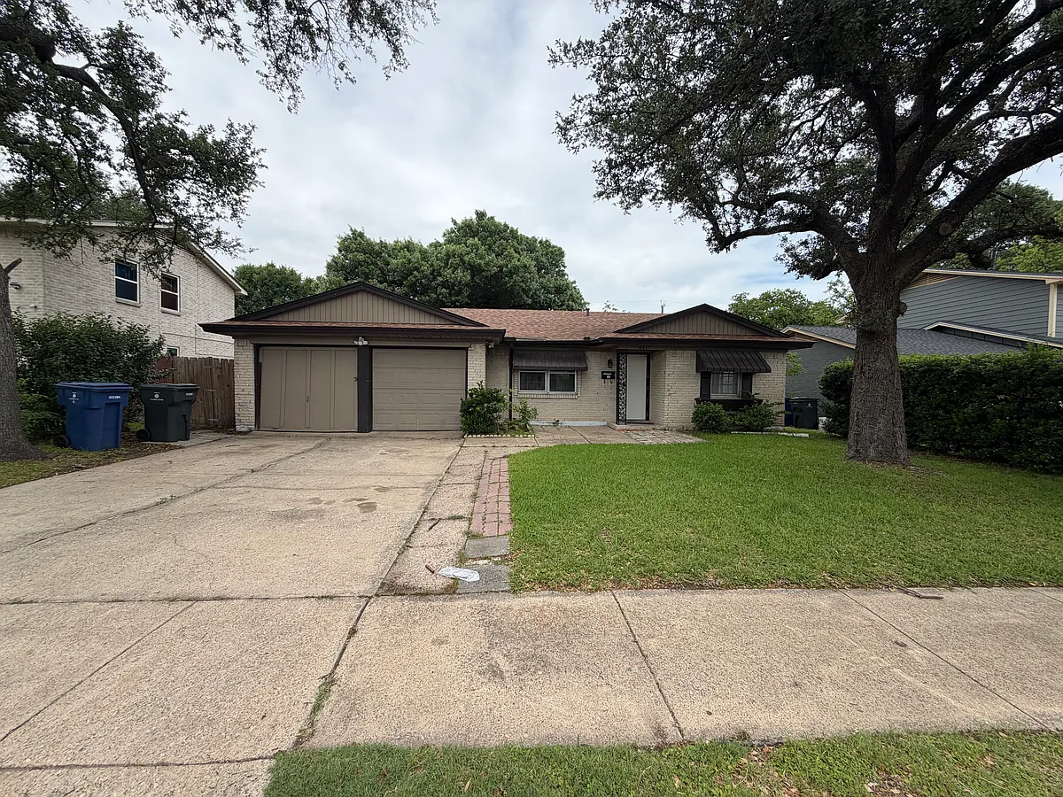 Building Photo - 4417 Princeton Dr