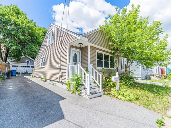 59 King St, Lawrence, MA 01841