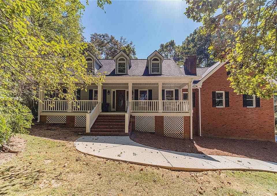 1st image of 4745 Matthews Park Dr