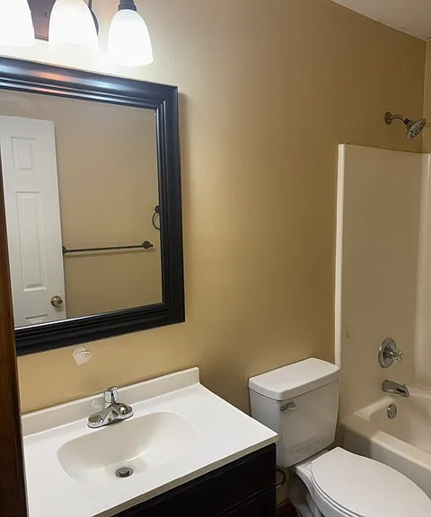 25203 Walkers Landing Ct — Photo 16