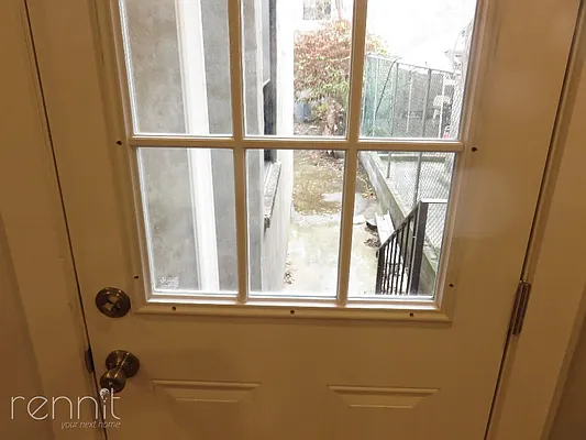 Rented by Rennit Inc. | media 37