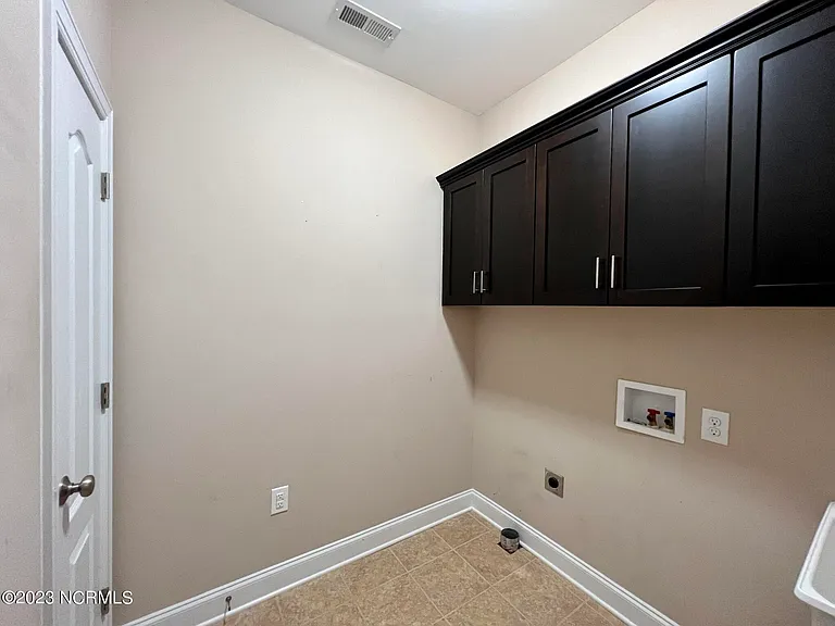 206 Sandy Springs Rd — Photo 23