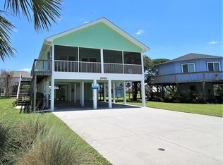 1010 1st St, Surf City, NC 28445