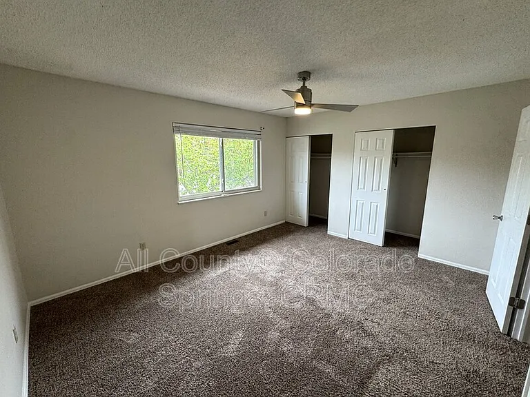 1138 Delaware Dr — Photo 12