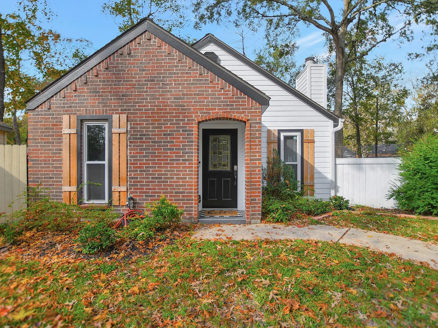 2 bed, 1.0 bath, 1129 sqft, $2,100 — Photo 4