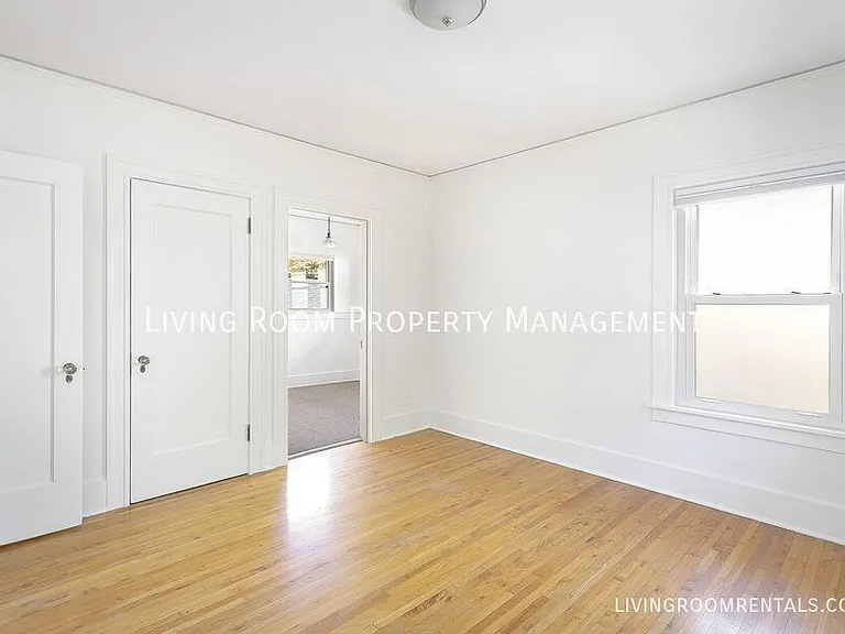3639 NE 25th Ave — Photo 12