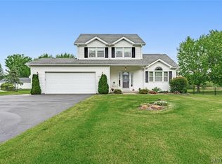 7047 Lincoln Avenue Ext, Lockport, NY 14094