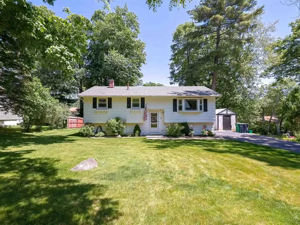26 Tenby Drive, Nashua, NH 03062